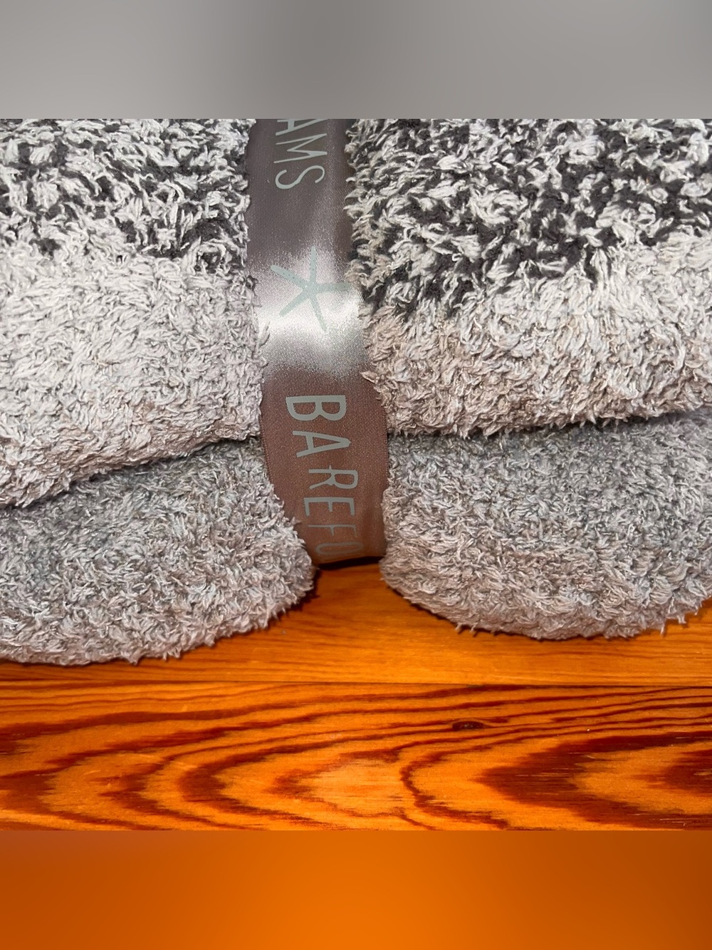 BAREFOOT DREAMS CozyChic Striped Blanket - Picture 3 of 6